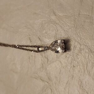 Diamond simulant gem charm